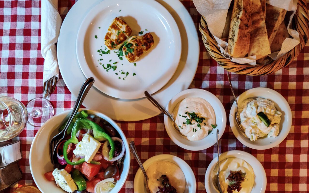 kuchnia cypryjska Kuchnia cypryjska: co spróbować na Cyprze? Najlepsze dania narodowe kuchni cypryjskiej 2 - Twój Głos 📌 e-TG.pl